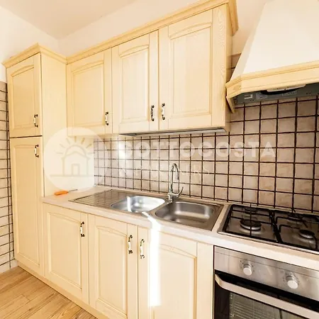 Moon Flat - San Foca