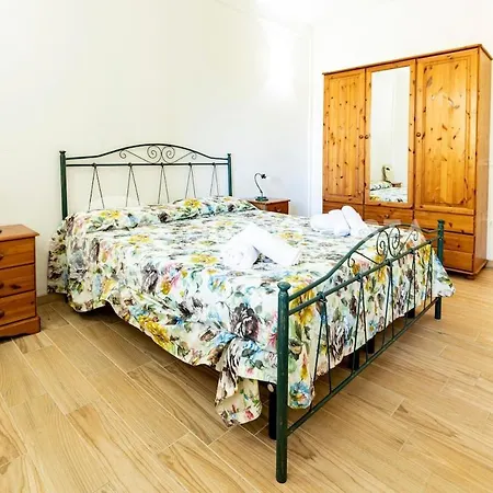 Lejlighed Moon Flat - San Foca